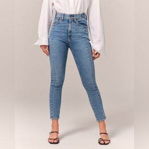 Abercrombie - High Rise Super Skinny Ankle Jean - MEDIUM 34R